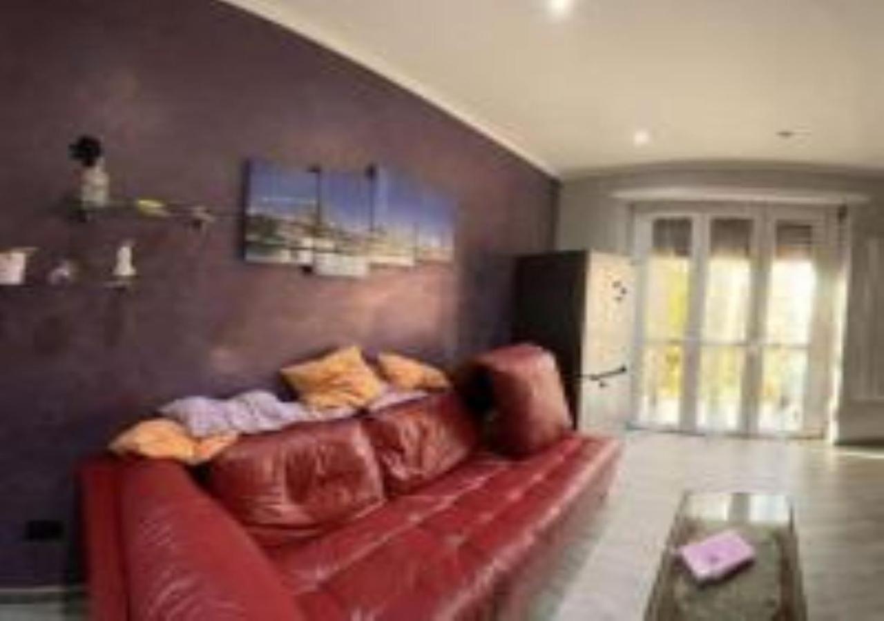 Casa Vacanza Glicine Venaria Reale Eksteriør billede